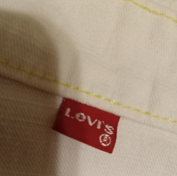 Levis Juniors Low Stretch Capri  Denim  Jeans Size 9 JR - Picture 4 of 9